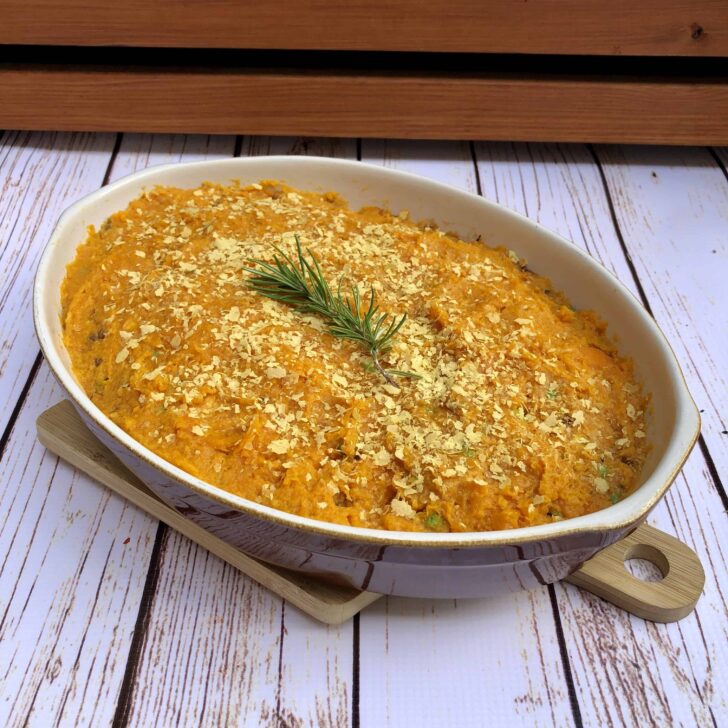 Deliciously Hearty Lentil and Mushroom Bake Recipe