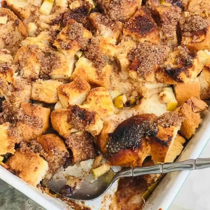 Apple Cinnamon Vegan French Toast Casserole