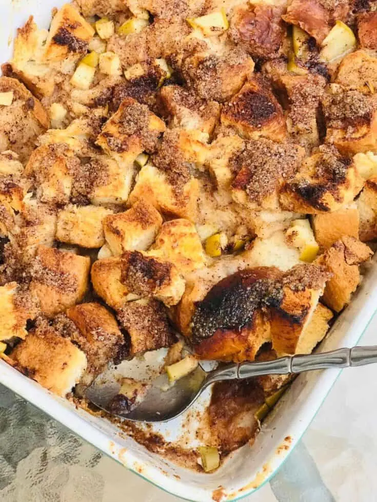 Apple Cinnamon Vegan French Toast Casserole