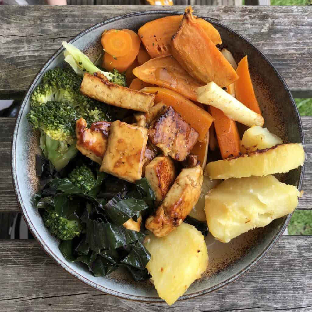 Easy Vegan Meal Plan - Buddha Bowl