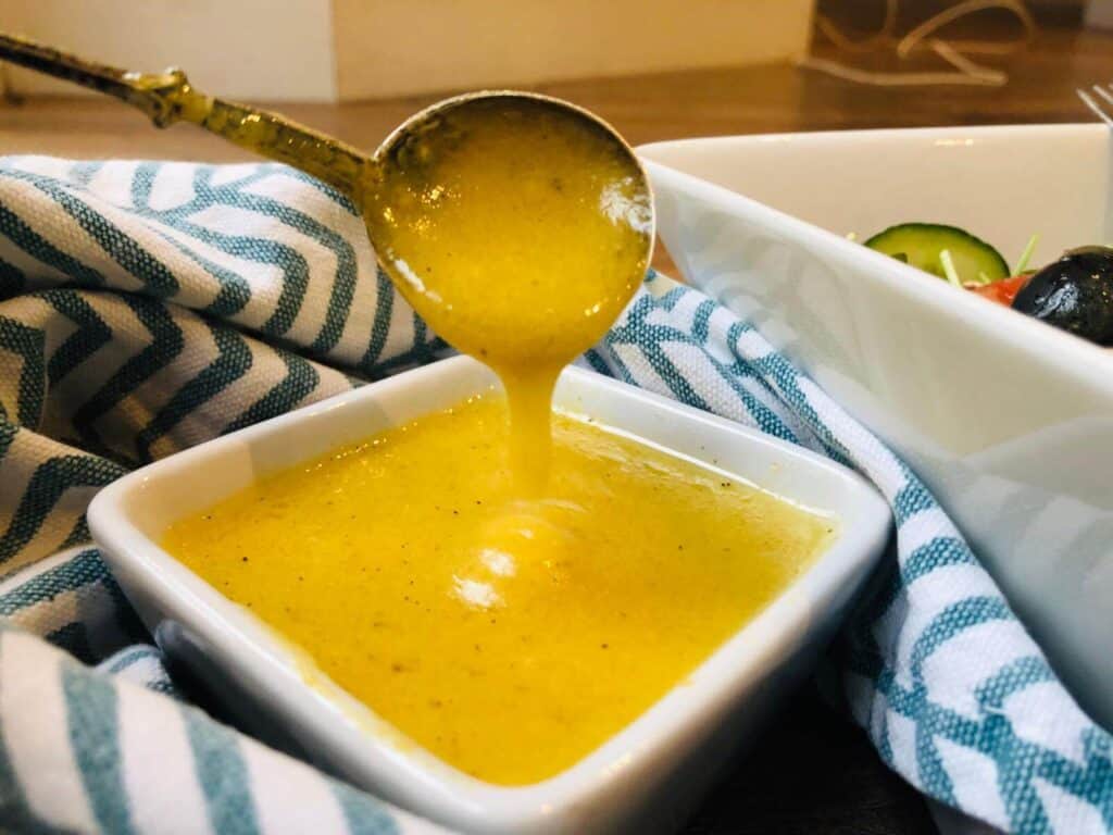 Vegan Honey Mustard Dressing - Vegan Salad Dressing