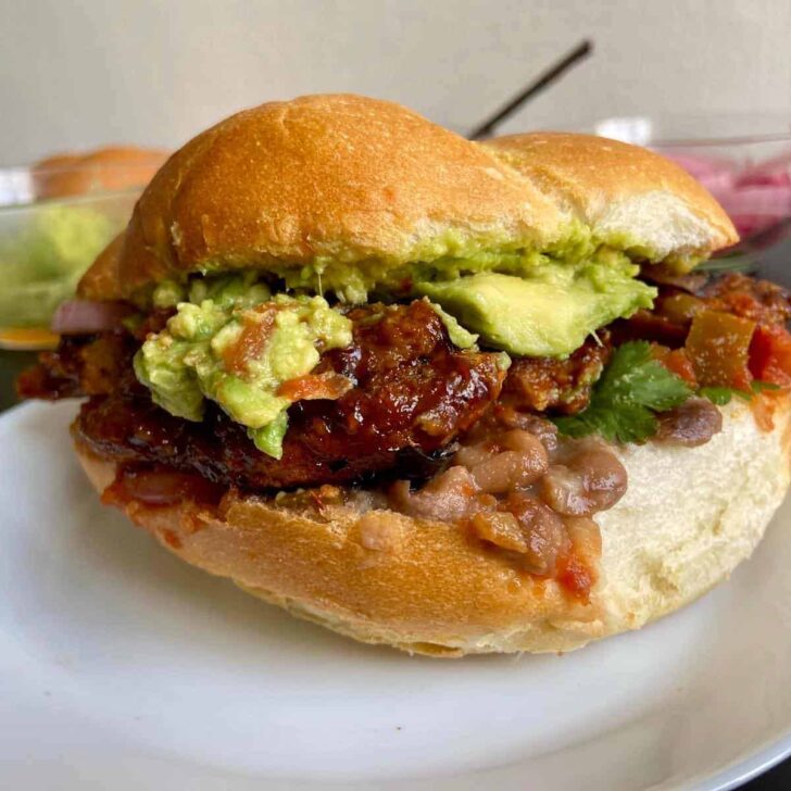 Amazing Vegan Tortas with BBQ Seitan Ribs | Tortas Veganas
