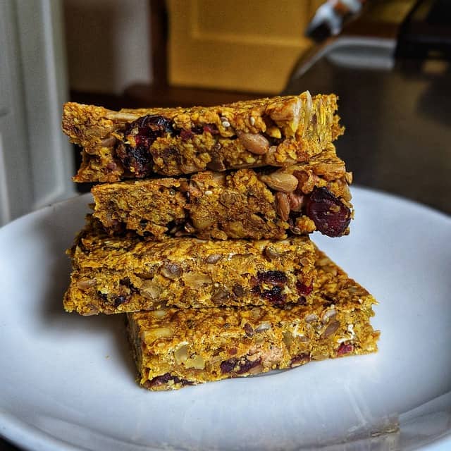 Easy Vegan Meal Plan - Oat Bar