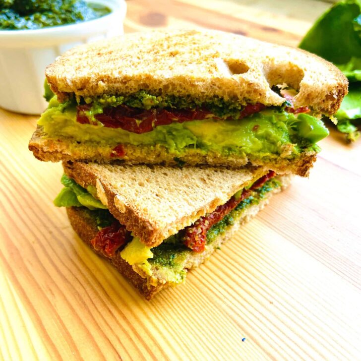 Vegan Avocado Sandwich with Pesto and Sun-dried Tomatoes