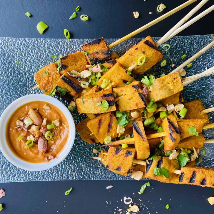 Seitan Satay &ndash; Vegan Satay Skewers with Peanut Sauce