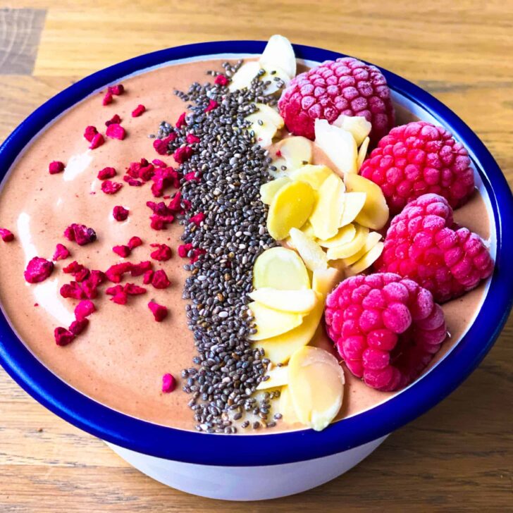 Cacao Smoothie Bowl