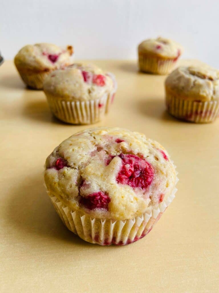 raspberry vegan muffins