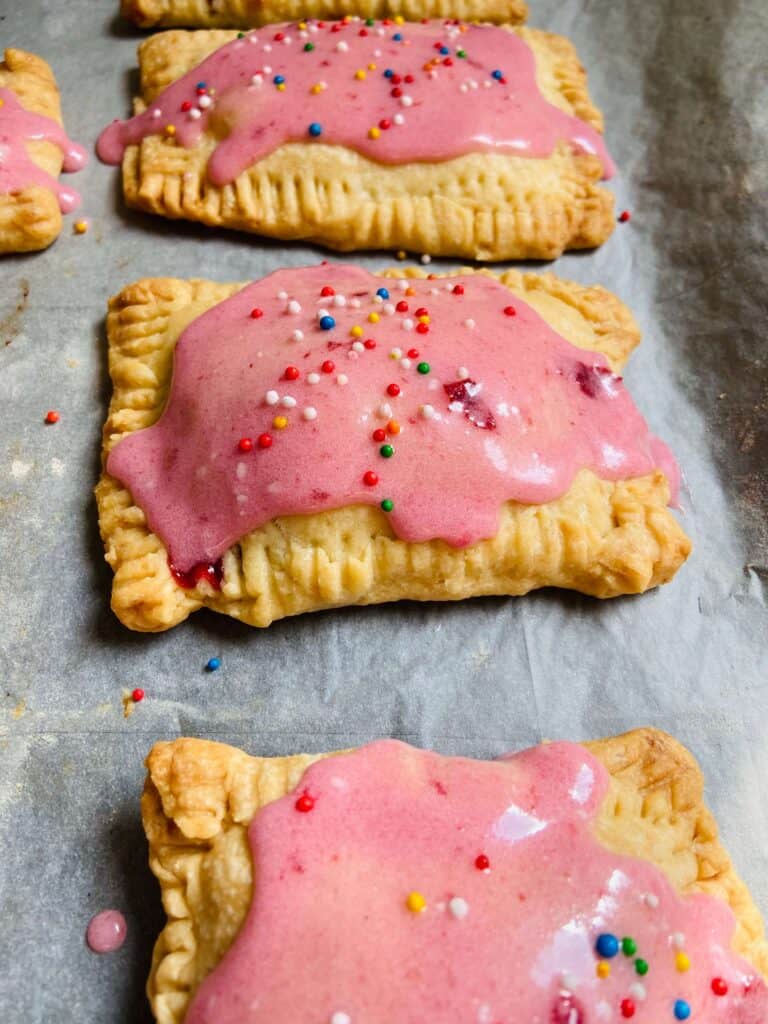 Easy Vegan Pop Tarts Recipe - Wow, It's Veggie?!