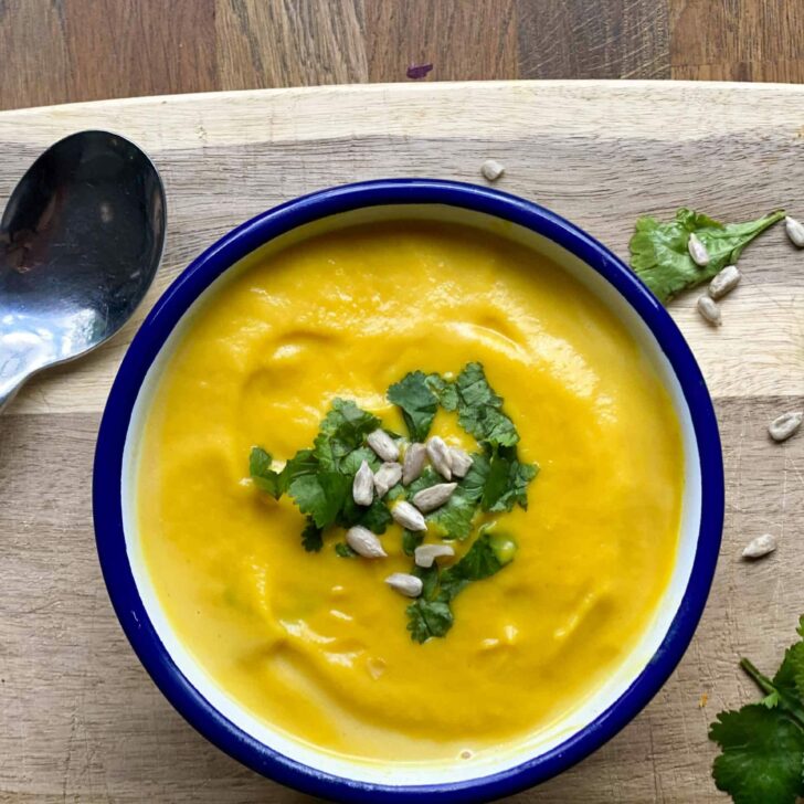 Nourishing Cauliflower Potato And Leek Soup (6 Ingredients)