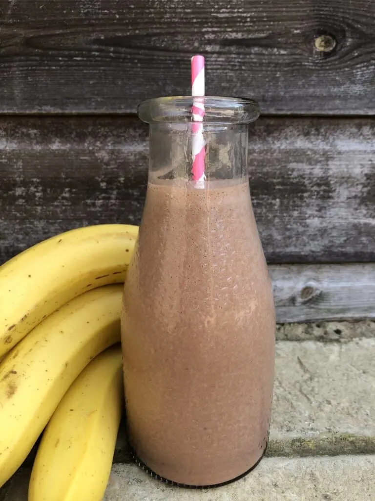 cacao smoothie with almond milk