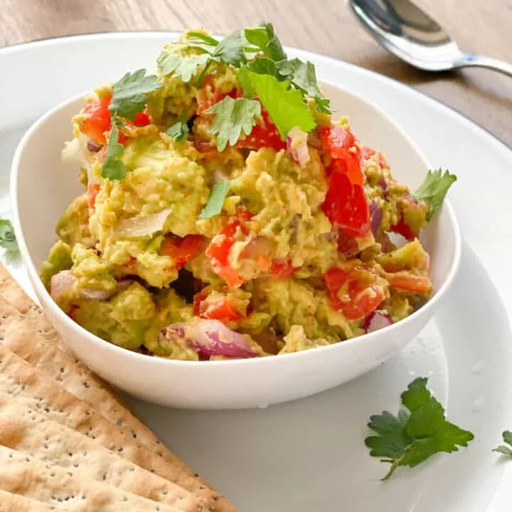 homemade vegan guacamole