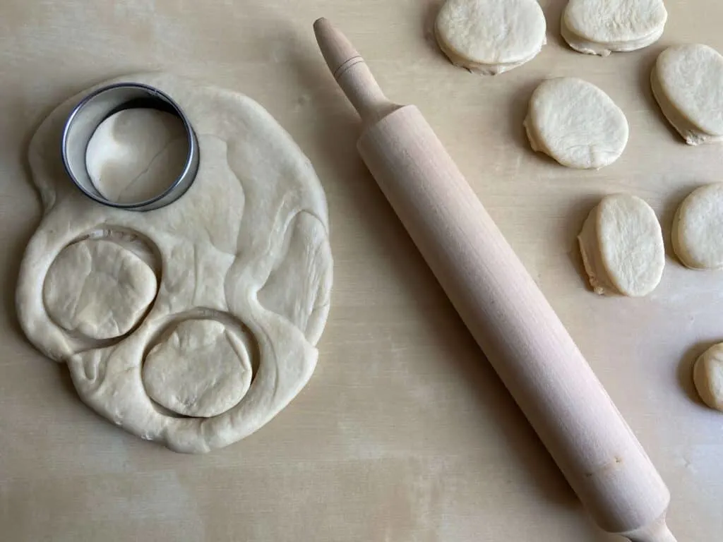 dough for vegan jam donuts