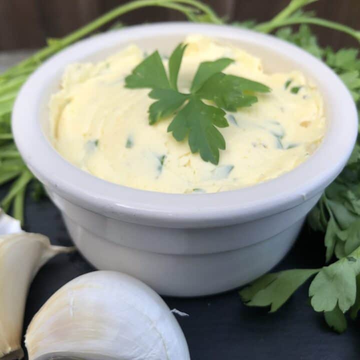 Easy Vegan Garlic Butter