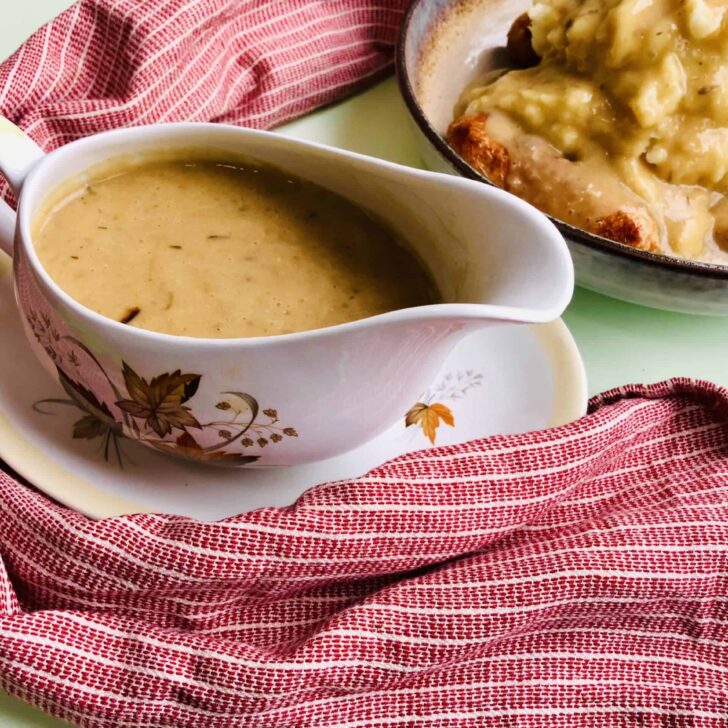 The Best Vegan Onion Gravy | Vegan Gravy Recipes