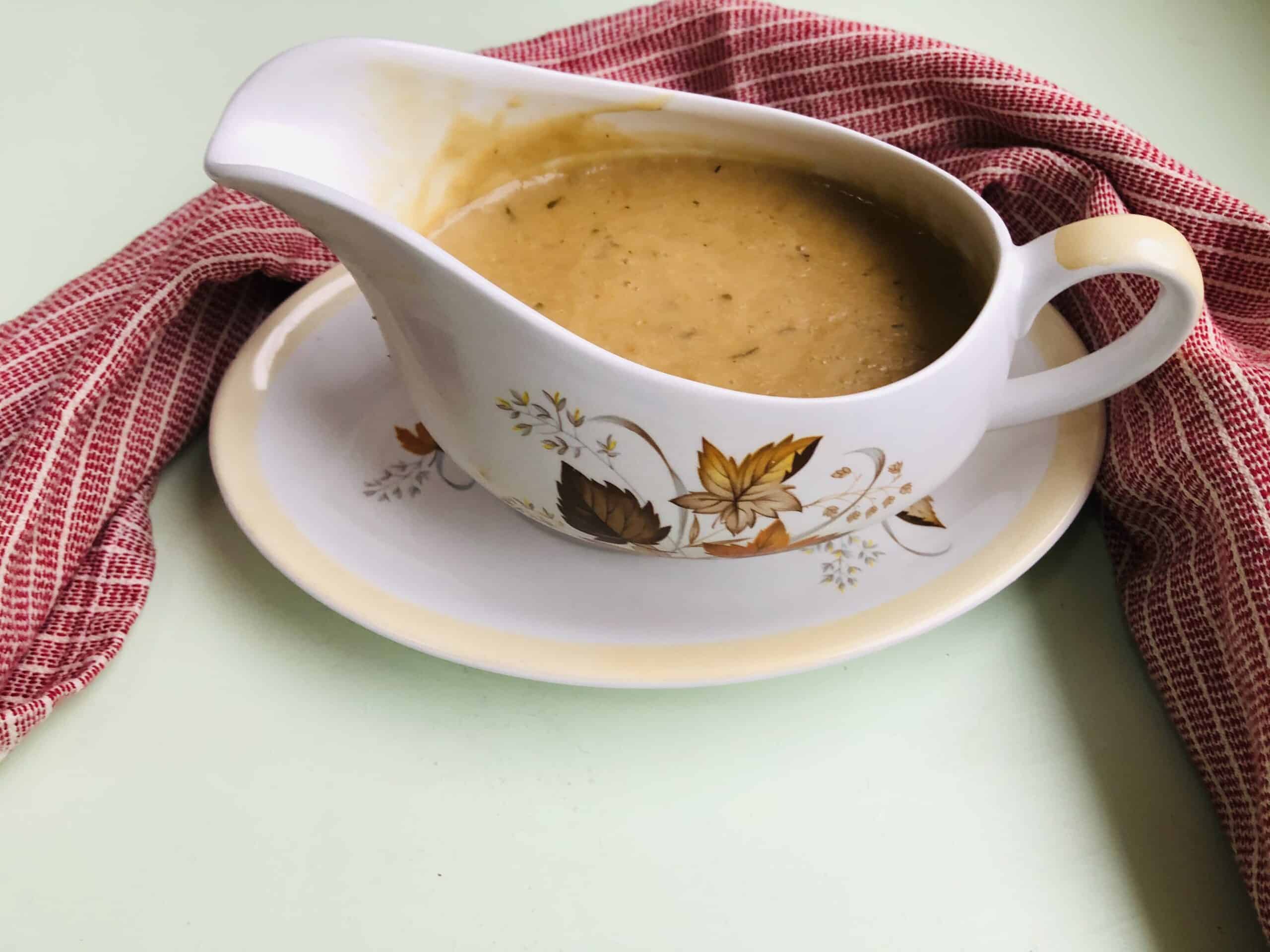 The Best Vegan Onion Gravy Recipe Vegan Gravy Recipes