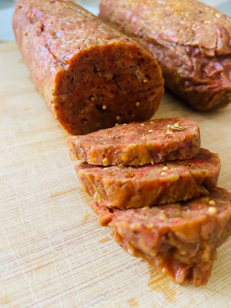 Veggyness Fette Salame Alternative di carne vegana a base di Seitan 100g :  : Alimentari e cura della casa