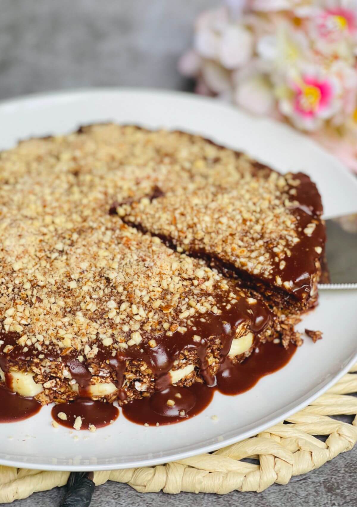 Image for Vegan Chocolate Banana Cake &ndash; 5 Ingredients & No Oven